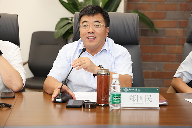 2K8A8405.JPG