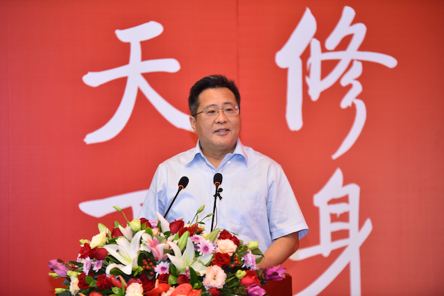 王校讲话_副本.png
